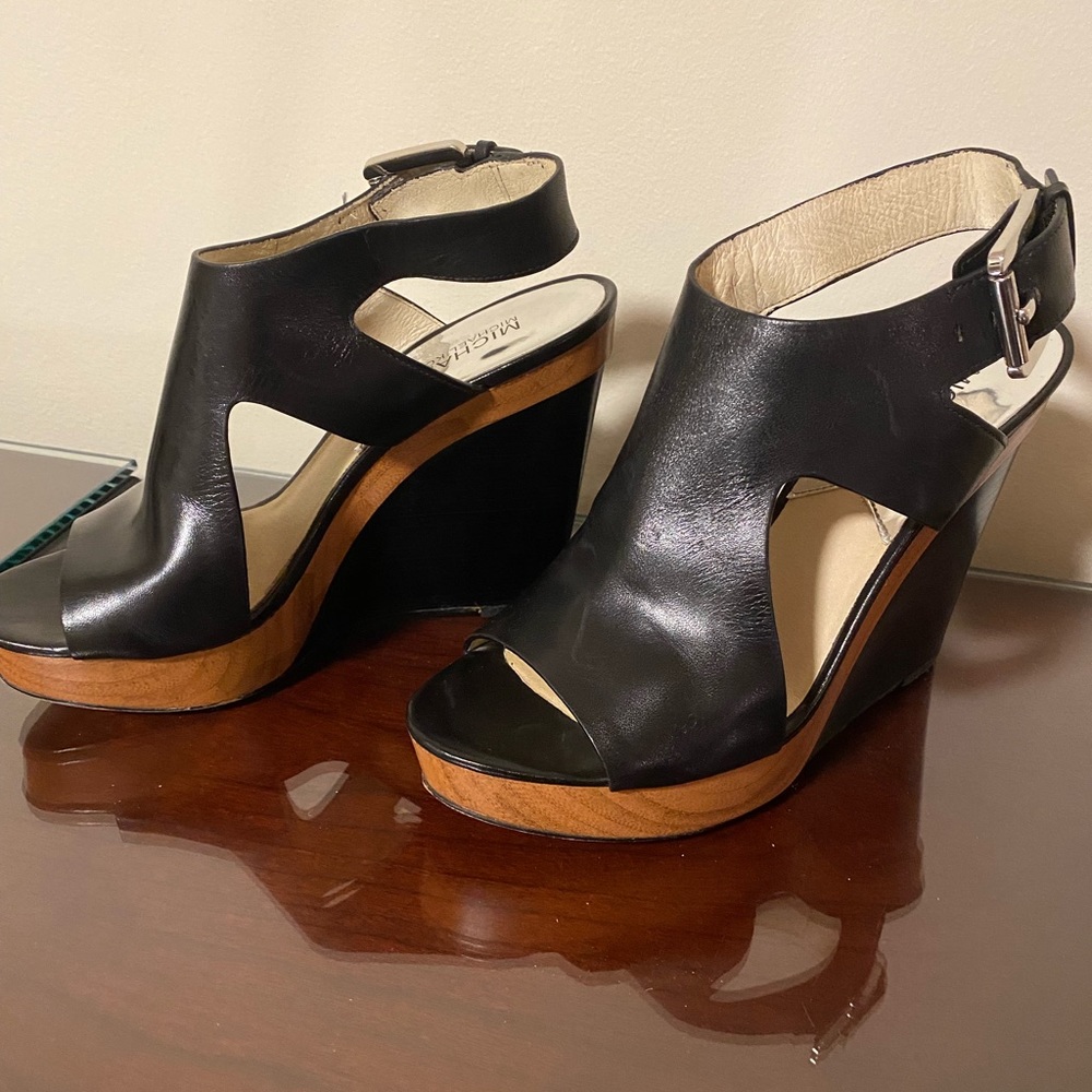 Michael Kors wedges Black looks new